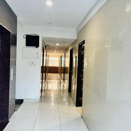 Hotel Bg Inn Bangalore Luaran gambar