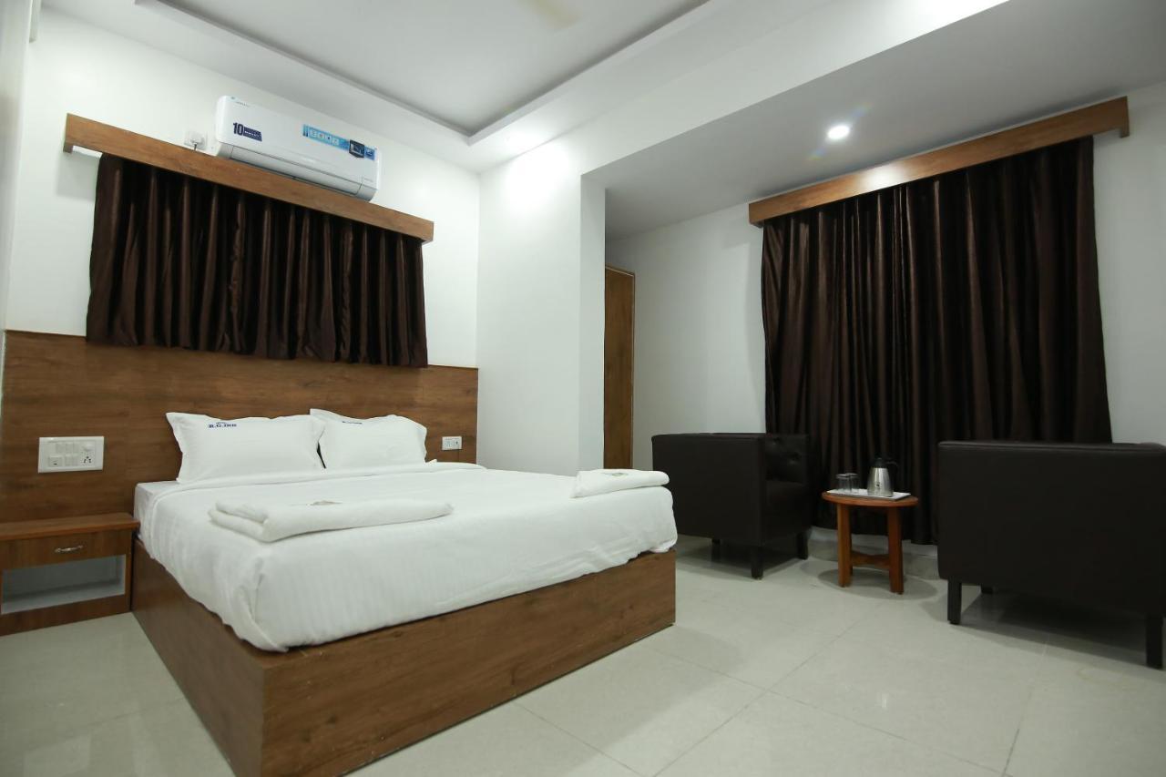 Hotel Bg Inn Bangalore Luaran gambar